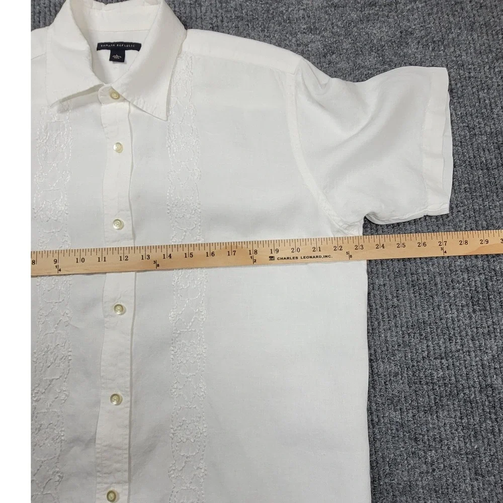Banana Republic Shirt Mens White 100% Linen Embroidered Guayabera Short Sleeve L